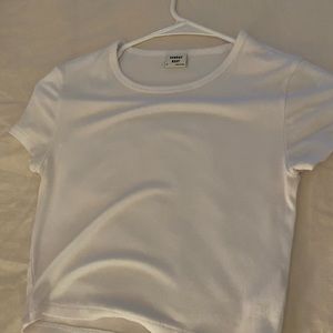 Aritiza Sunday best white crop tshirt